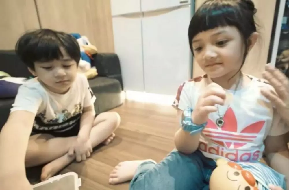 Potret kebersamaan Rafathar dan Arsy © berbagai sumber