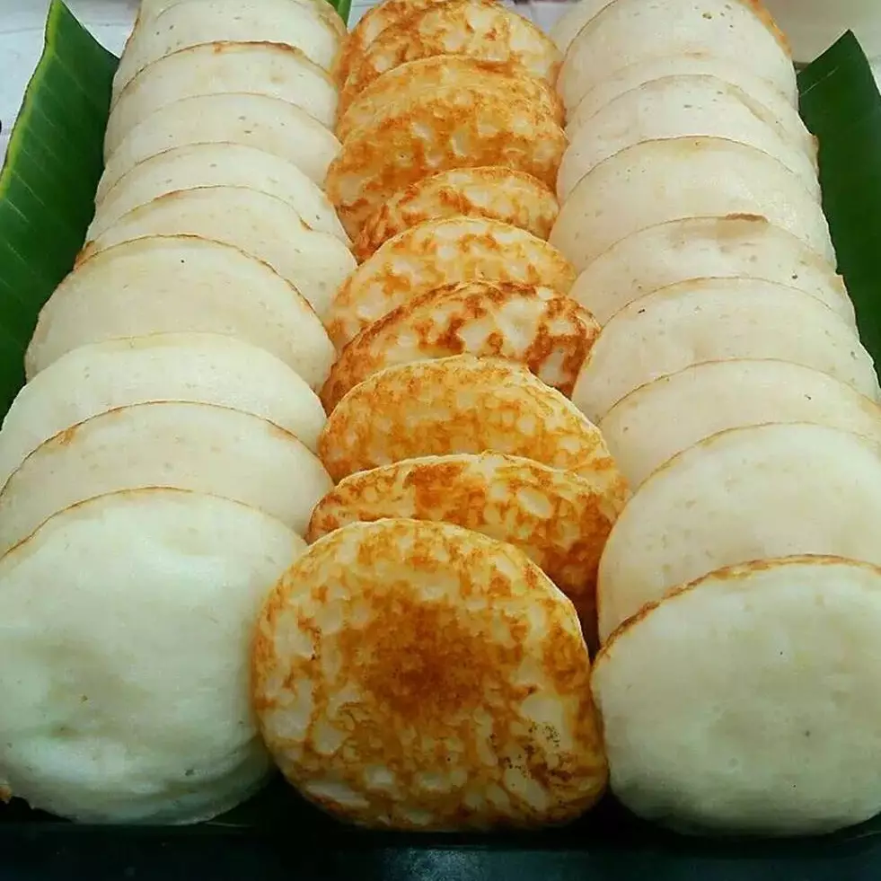 Resep apem tape tanpa mixer, lembut, empuk, dan sederhana