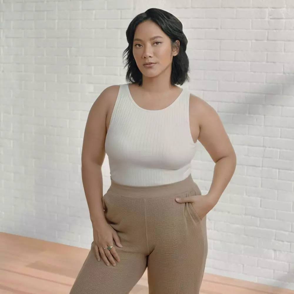 9 potret Tara Basro dengan tubuh berisi © 2022 brilio.net