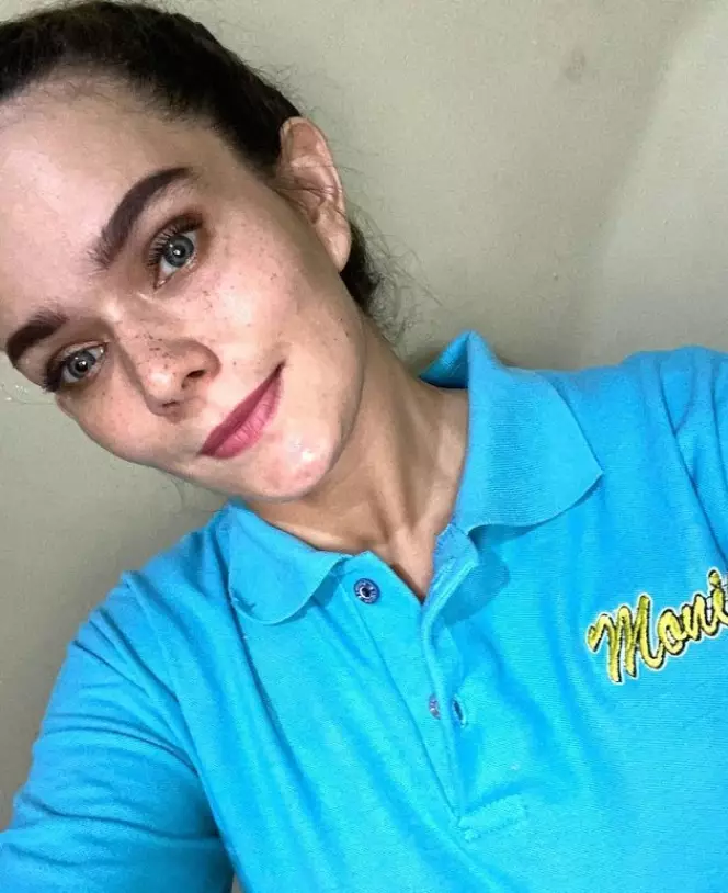 potret terbaru Dewi Natalia eks pemain TOP © Instagram