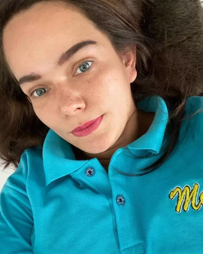 potret terbaru Dewi Natalia eks pemain TOP © Instagram