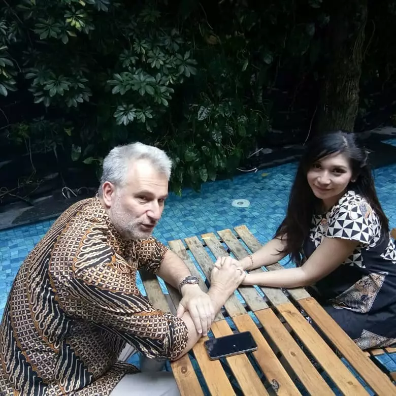 kenangan manis Baby Margaretha bareng suami bule Instagram