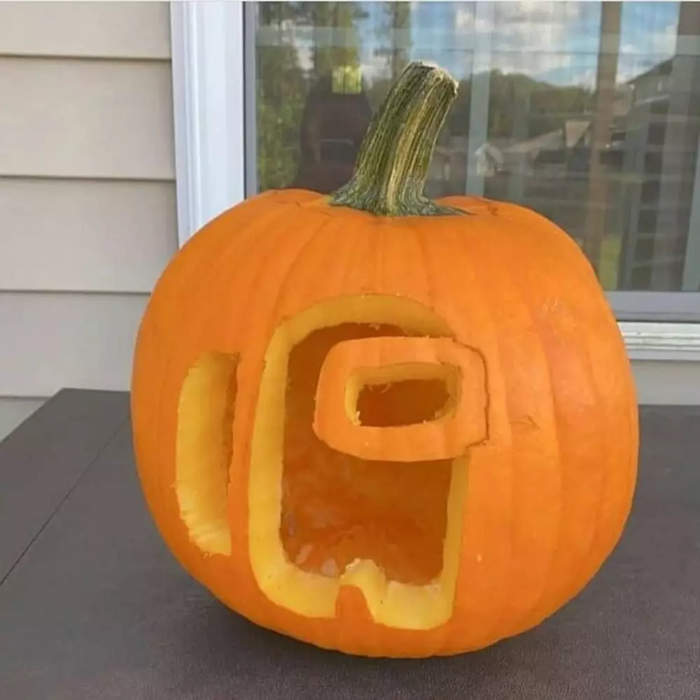 benda mirip karakter among us © berbagai sumber