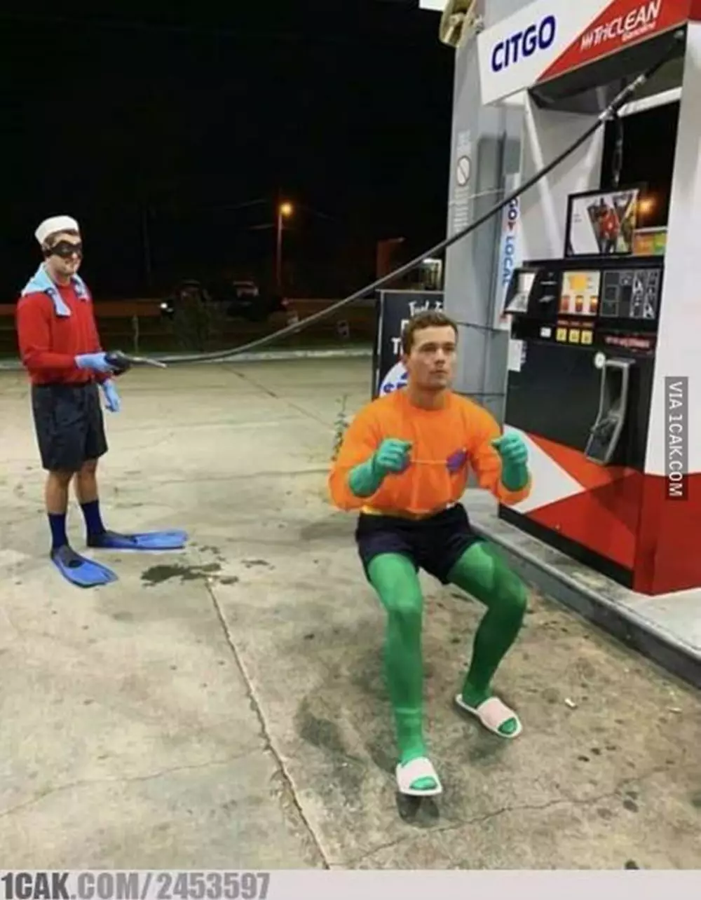 kendaraan antimainstream isi bensin © berbagai sumber kendaraan antimainstream isi bensin © berbagai sumber