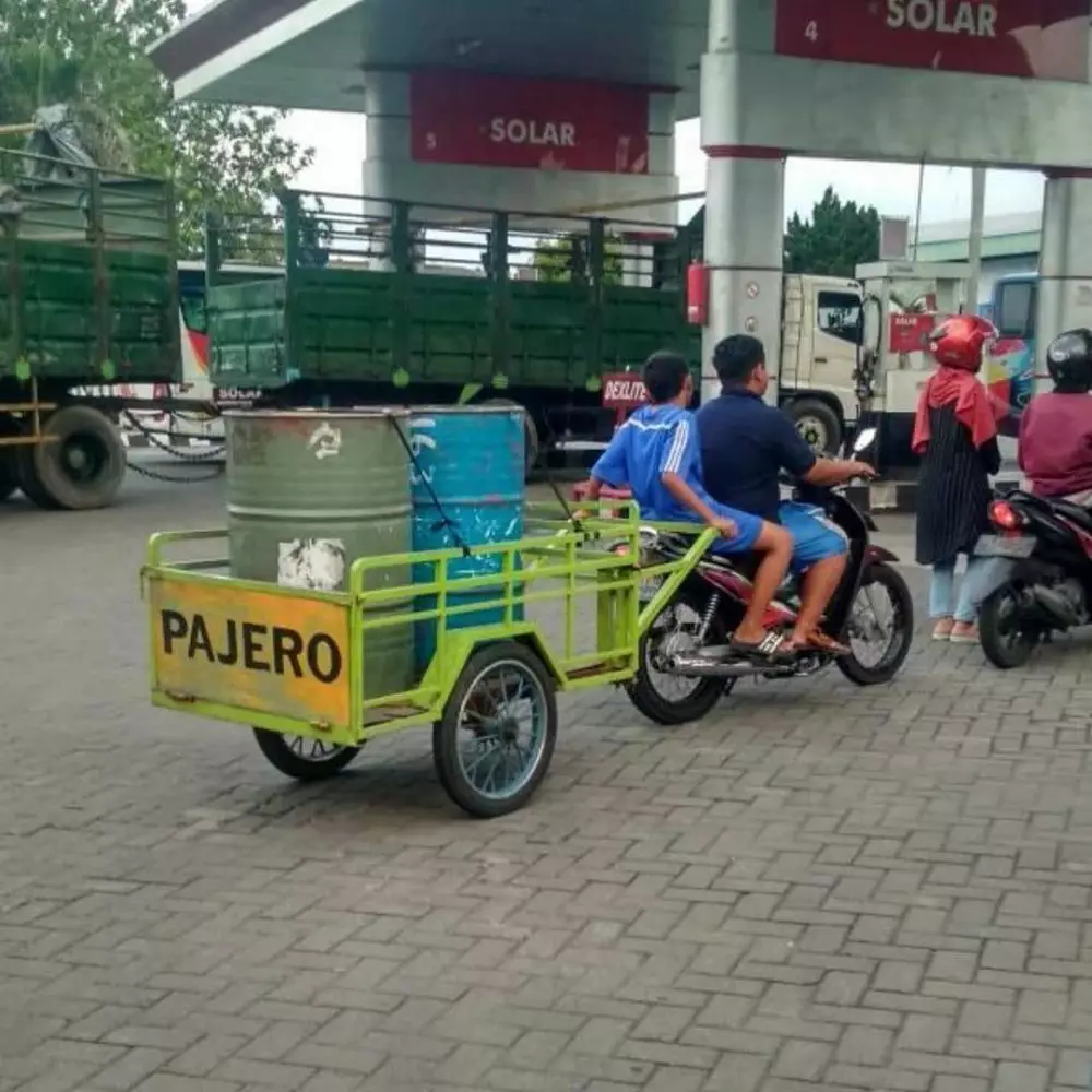kendaraan antimainstream isi bensin © berbagai sumber kendaraan antimainstream isi bensin © berbagai sumber