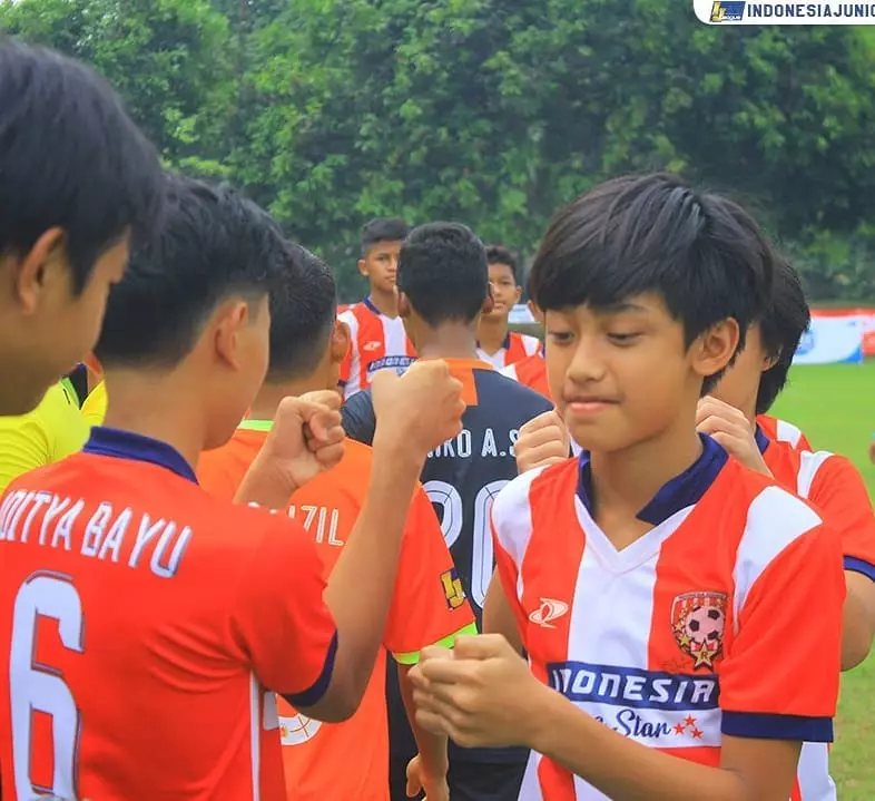 anak Ibnu Jamil atlet sepak bola Berbagai sumber anak Ibnu Jamil atlet sepak bola Berbagai sumber