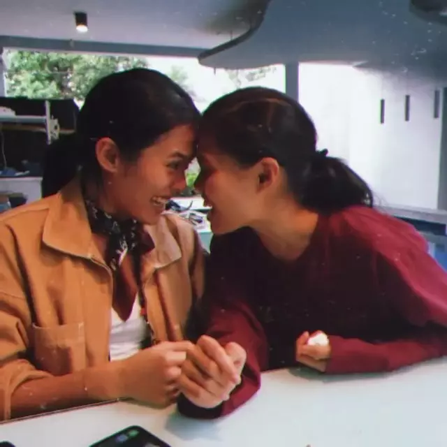 potret kebersamaan sheryl dan kakaknya © instagram