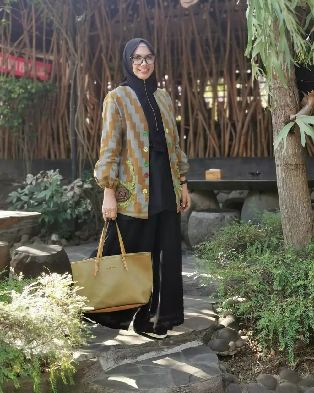 mantan istri Ifan Seventeen yang jarang tersorot Instagram mantan istri Ifan Seventeen yang jarang tersorot Instagram