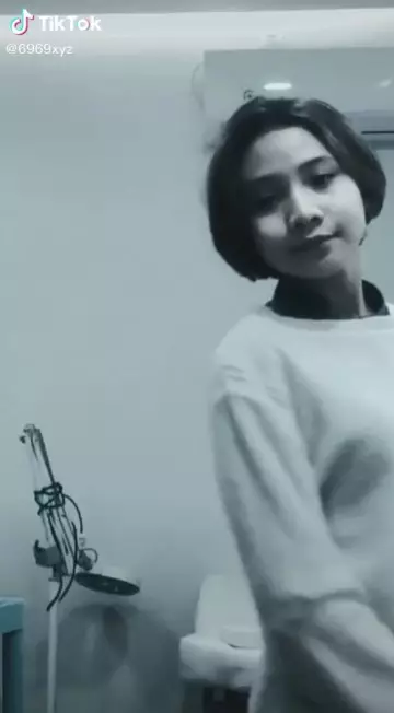 seleb TikTok mirip Nagita Slavina saat muda © TikTok