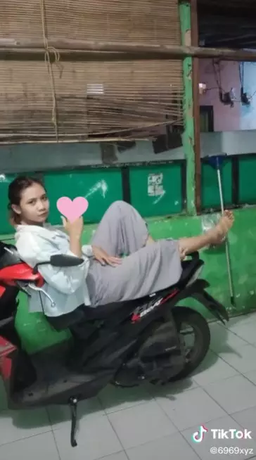 seleb TikTok mirip Nagita Slavina saat muda © TikTok