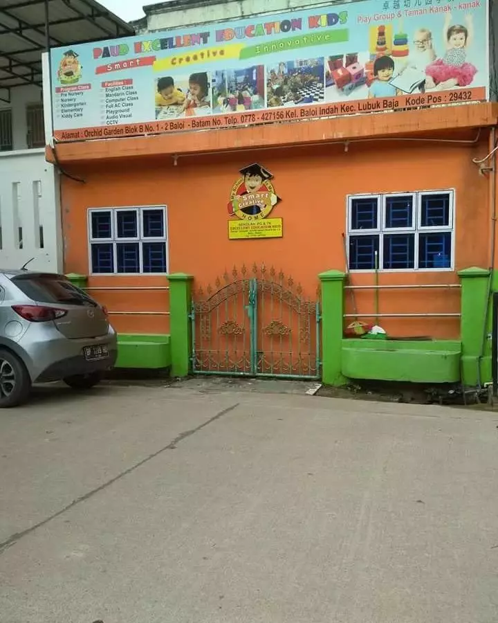 bikin bangunan tapi nggak sempurna kocak © Instagram