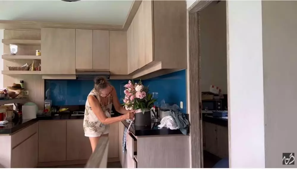 potret rumah nadine chandrawinata di bali © YouTube potret rumah nadine chandrawinata di bali © YouTube