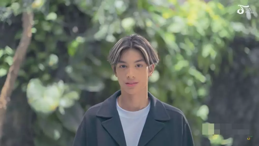 potret eddy anak maudy koesnaedi debut model video klip © berbagai sumber