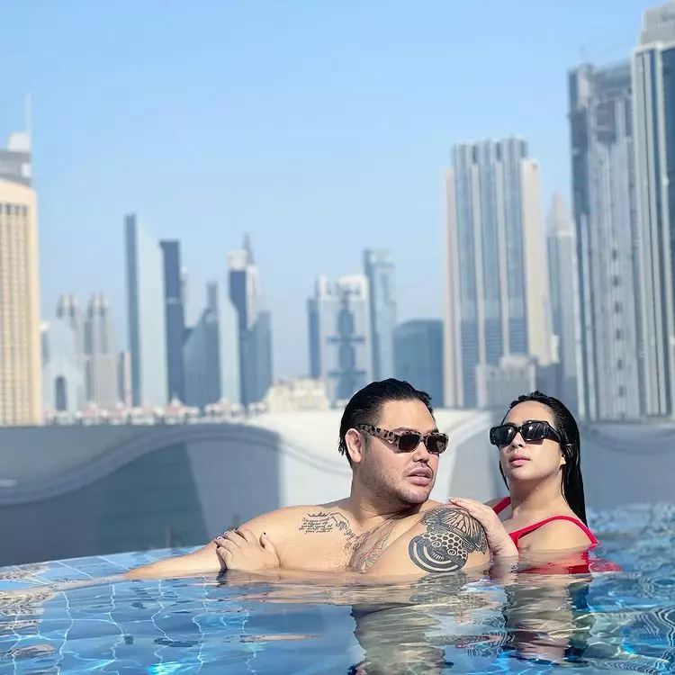 momen Ivan dan Maharani liburan ke berbagai negara © berbagai sumber momen Ivan dan Maharani liburan ke berbagai negara © berbagai sumber