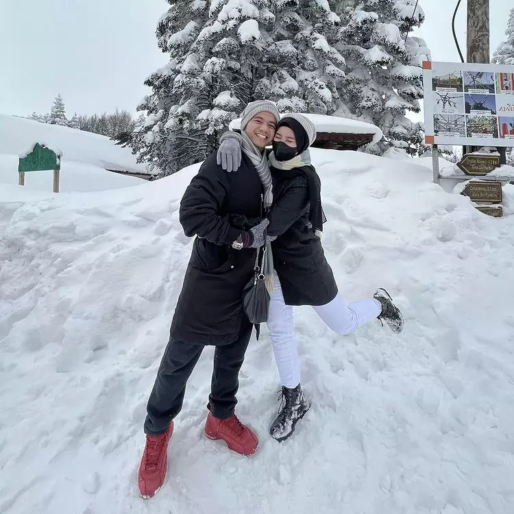 potret Ridho DA dan istri honeymoon ke Turki © berbagai sumber