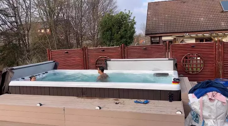 rumah orang tua jennifer bachdim di jerman © YouTube