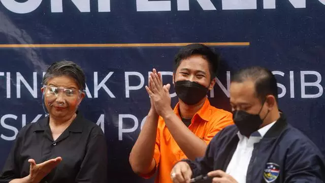Polisi akan periksa Rizky Febian © berbagai sumber Polisi akan periksa Rizky Febian © berbagai sumber