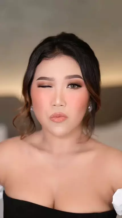 potret terbaru Kiky Saputri mirip Gisel © berbagai sumber