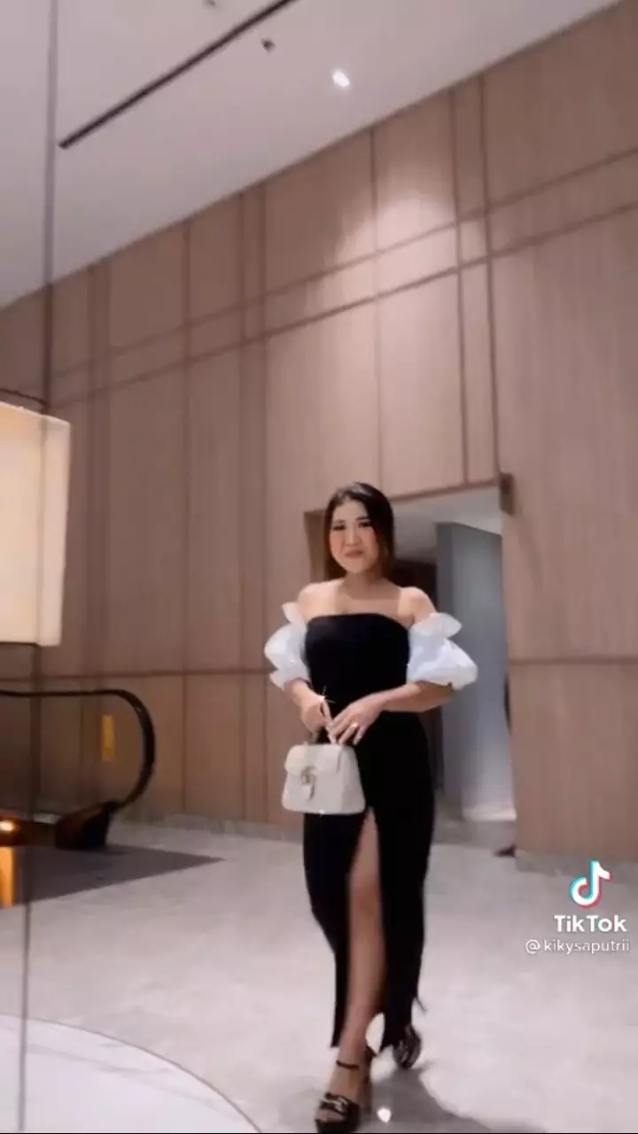 potret terbaru Kiky Saputri mirip Gisel © berbagai sumber