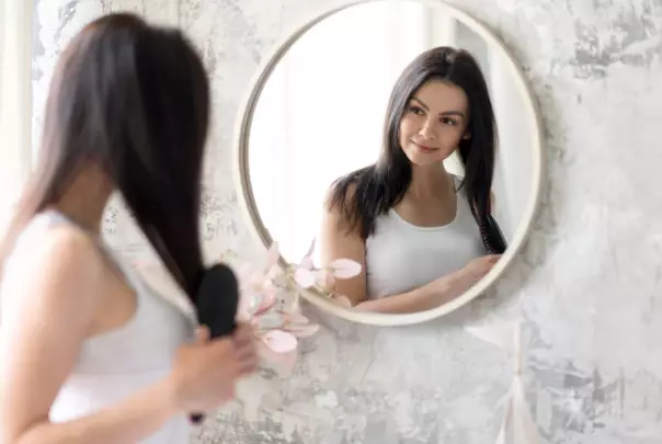 7 Arti mimpi bercermin © 2022 berbagai sumber 