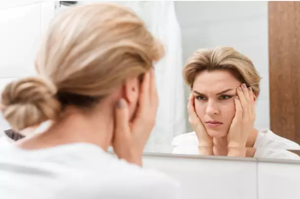 7 Arti mimpi bercermin © 2022 berbagai sumber 