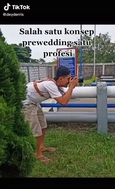 prewedding di pom bensin © TikTok prewedding di pom bensin © TikTok