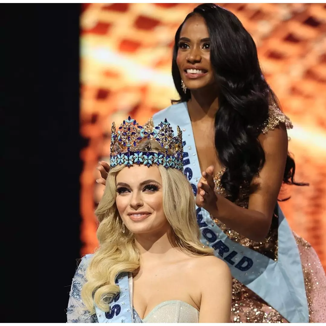 9 Pesona Karolina Bielawska, Miss World 2021 asal Polandia