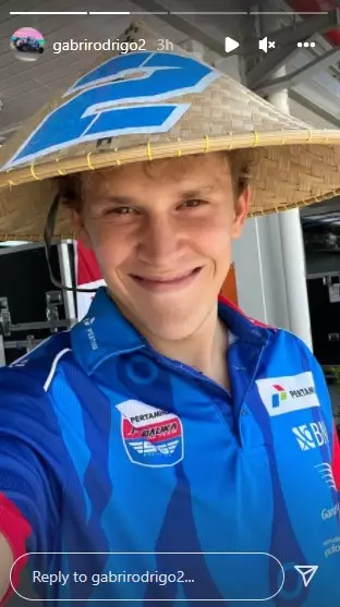 Aksi lucu pembalap jelang GP Mandalika © berbagai sumber