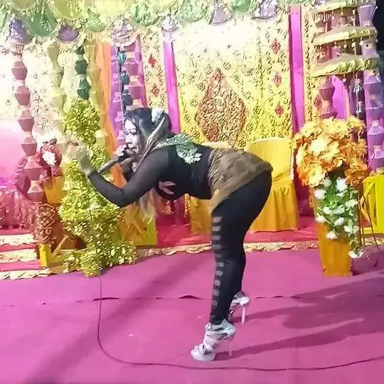 kisah perjalanan karier Tante Lala © berbagai sumber