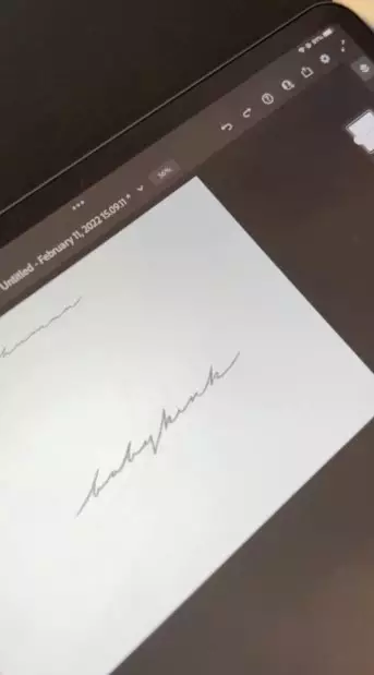 Momen Agnez Monica buat tato di tangan © Instagram Momen Agnez Monica buat tato di tangan © Instagram