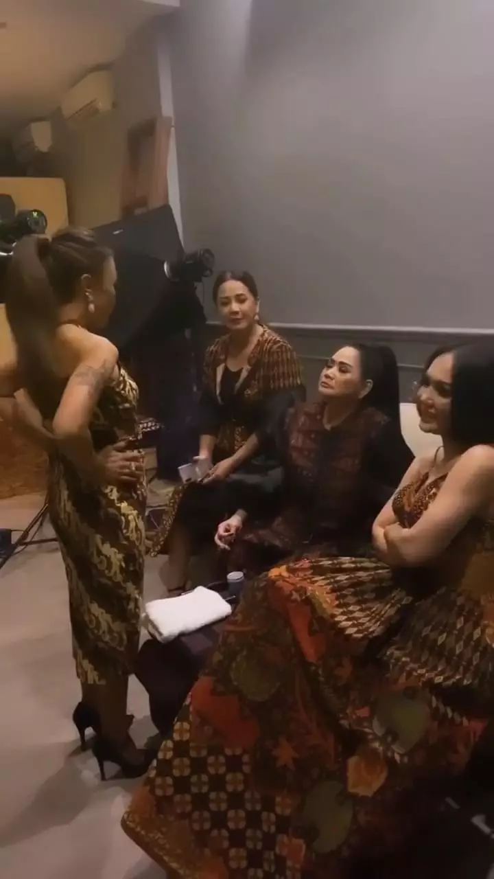 pemotretan yuni shara bareng 7 bintang © instagram