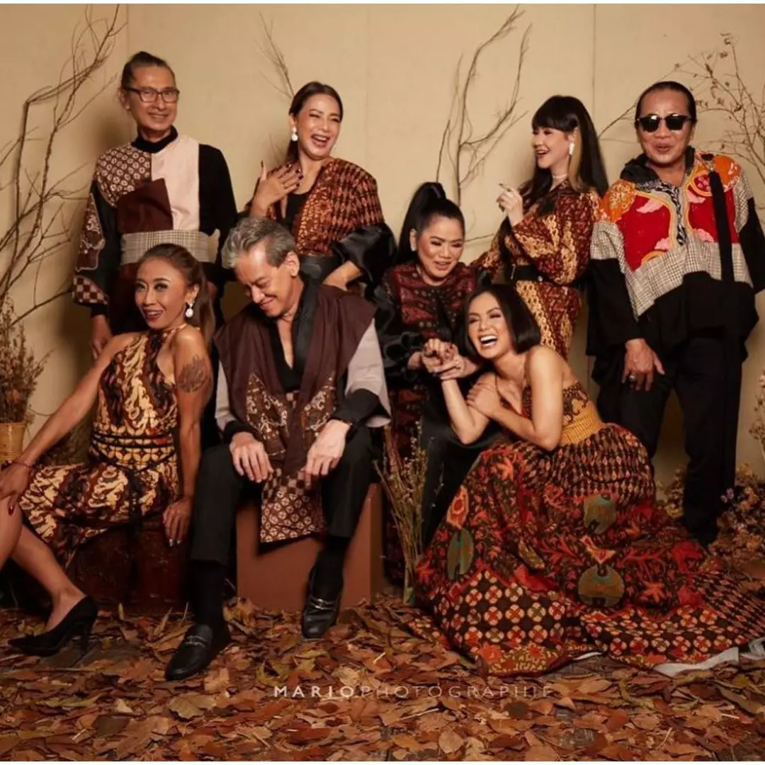 9 Pemotretan Yuni Shara bareng 7 Bintang, tato Trie Utami bikin salfok