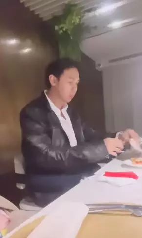 Momen Caesar Hito bertemu Alessandro Del Piero © Instagram