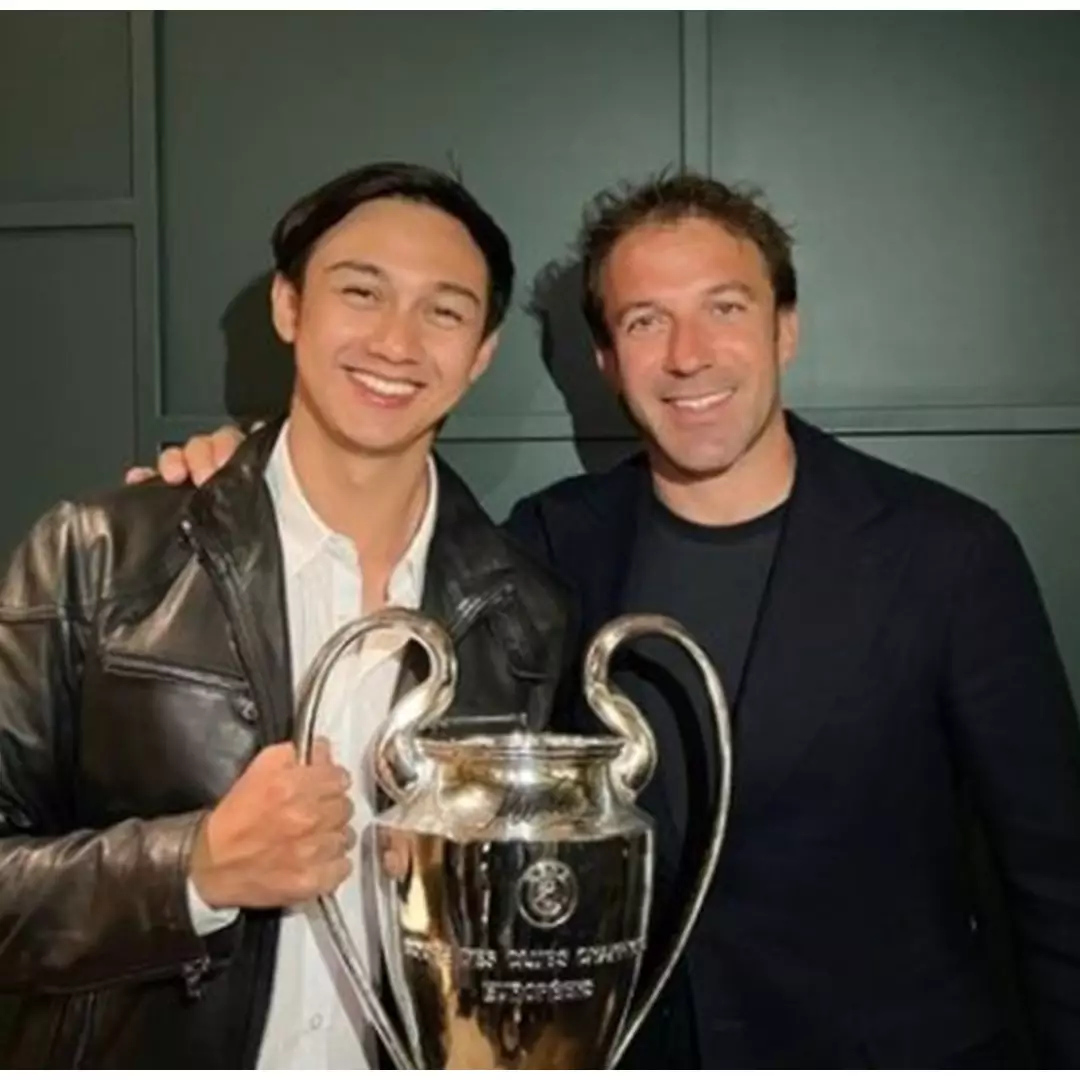 9 Momen Caesar Hito bertemu Alessandro Del Piero di Milan