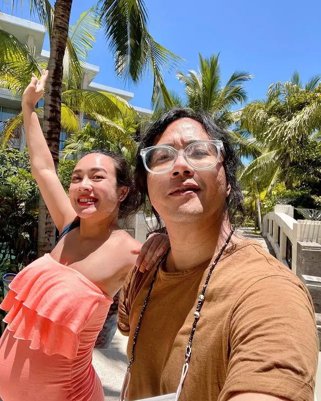 gaya Dea Ananda babymoon di Bali © Instagram/@dea_ananda