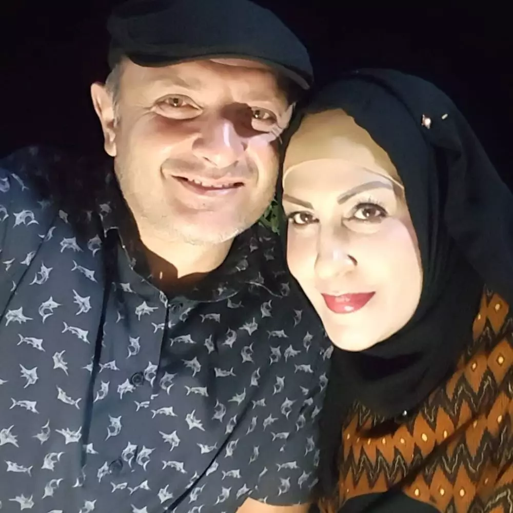 Mantan istri 7 seleb ini jatuh ke pelukan bule Instagram