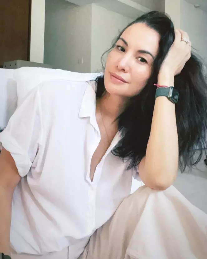 Potret Nadya Hutagalung tanpa makeup © Instagram Potret Nadya Hutagalung tanpa makeup © Instagram