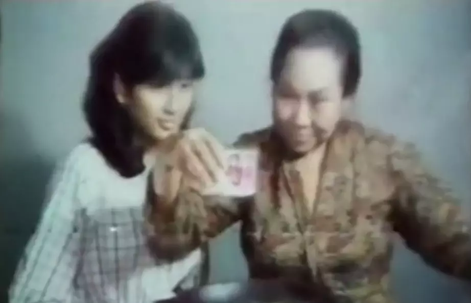 aktris jadi model iklan penyedap rasa © berbagai sumber aktris jadi model iklan penyedap rasa © berbagai sumber