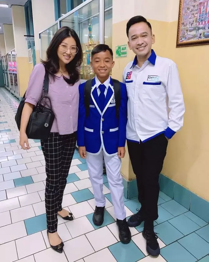 Transformasi Betrand Peto dari awal viral hingga jadi penyanyi Instagram Transformasi Betrand Peto dari awal viral hingga jadi penyanyi Instagram