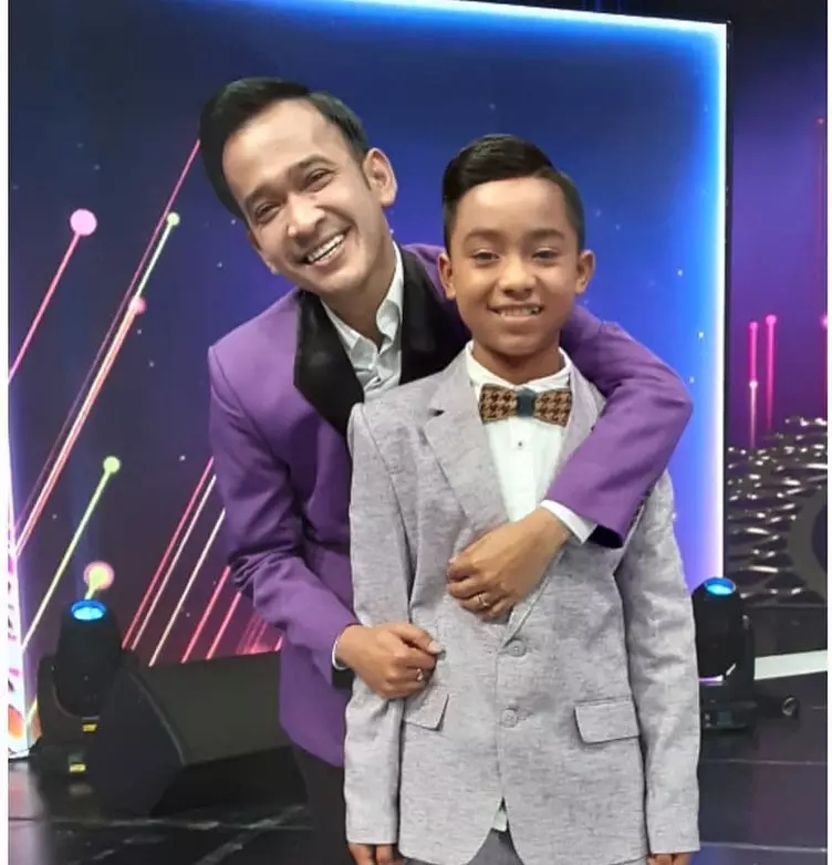 Transformasi Betrand Peto dari awal viral hingga jadi penyanyi Instagram Transformasi Betrand Peto dari awal viral hingga jadi penyanyi Instagram