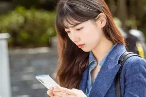 Berapakah usia mentalmu berdasarkan kebiasaanmu bermedia sosial?