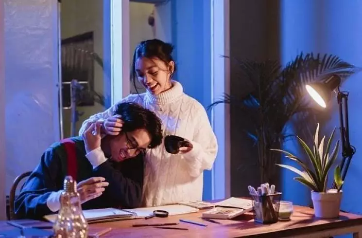 potret kebersamaan Devano Danendra dan Naura Ayu © berbagai sumber