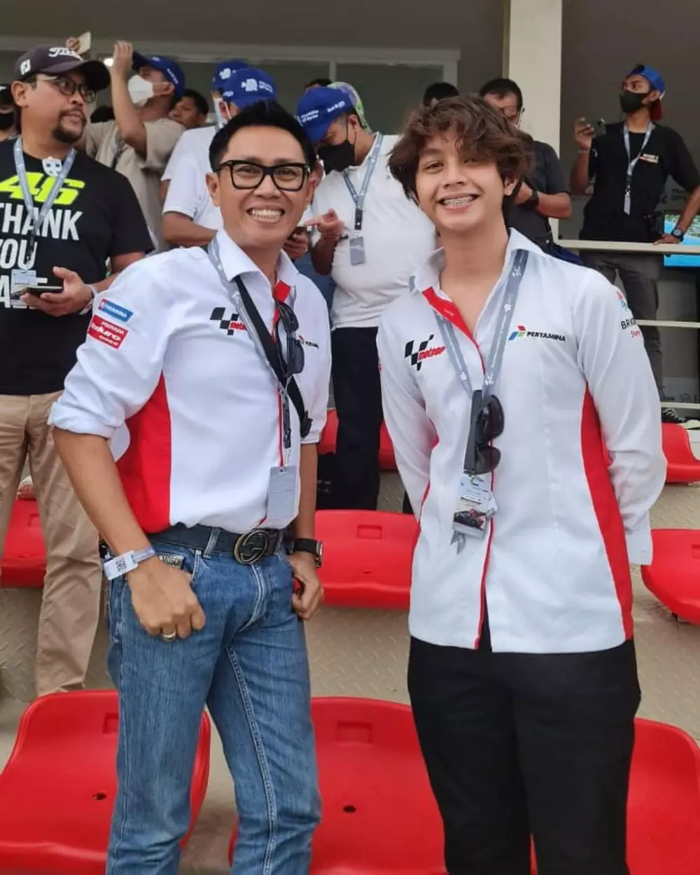 Paras anak Eko Patrio disorot saat nonton MotoGP Instagram