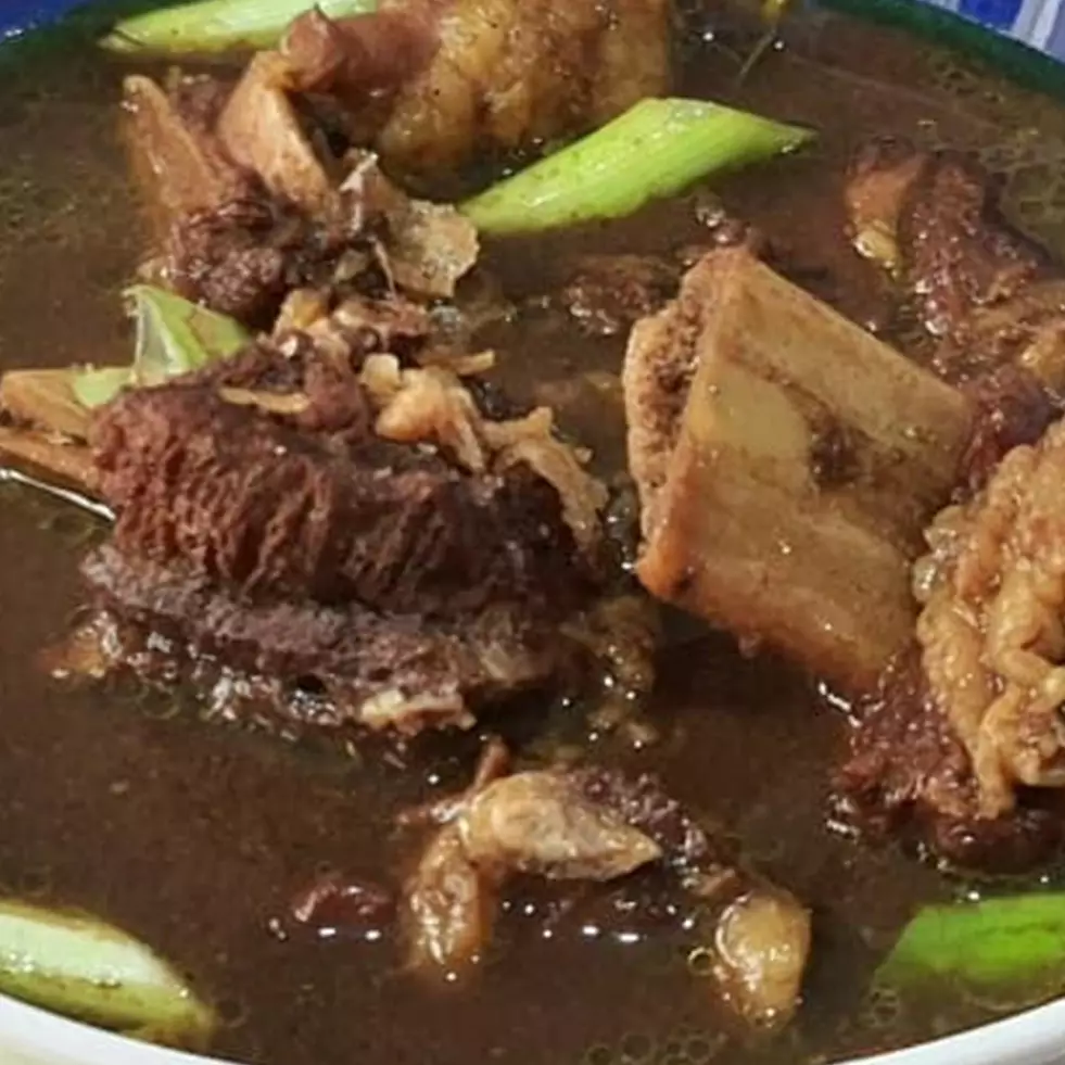 7 Tempat makan rawon legendaris di Surabaya, ada yang buka 24 jam