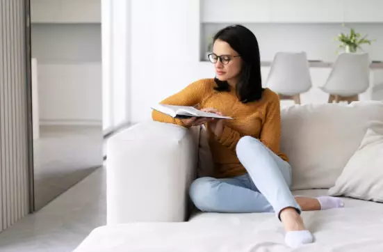 Cerita fiksi adalah © 2022 berbagai sumber  Cerita fiksi adalah © 2022 berbagai sumber