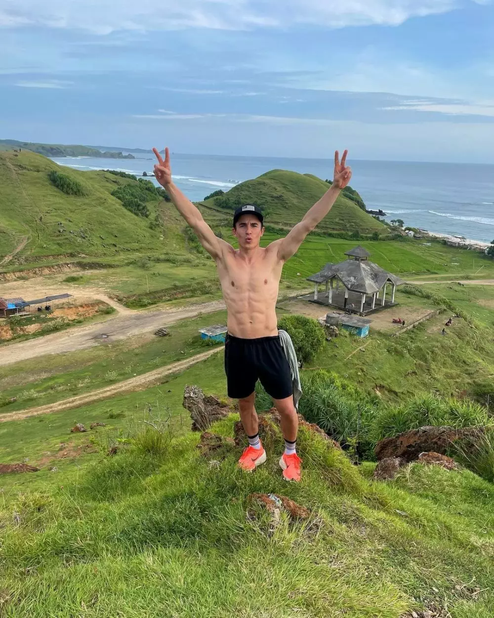 Aksi melokal Marc Marquez selama di Indonesia Instagram