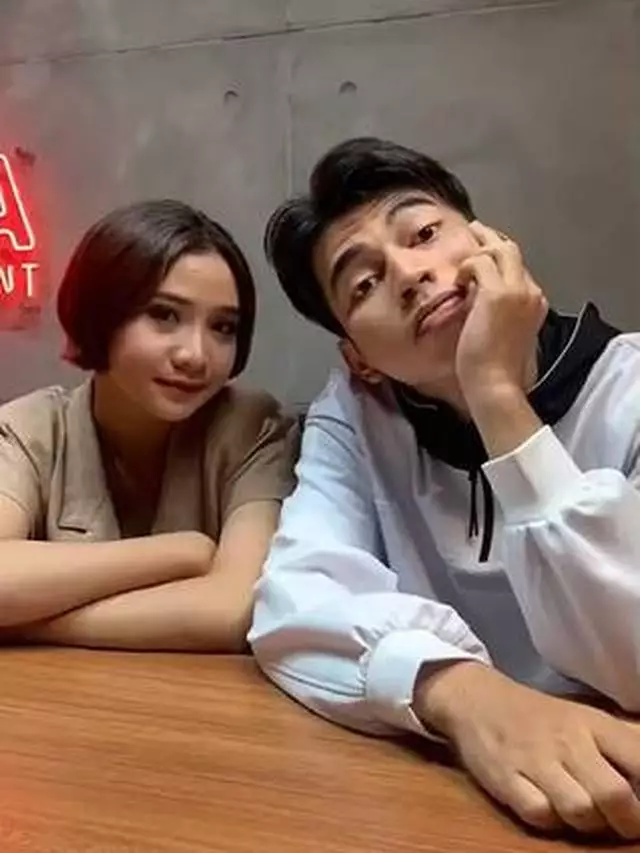 Potret kebersamaan Dimas Ahmad dan Nada Azka © Instagram Potret kebersamaan Dimas Ahmad dan Nada Azka © Instagram