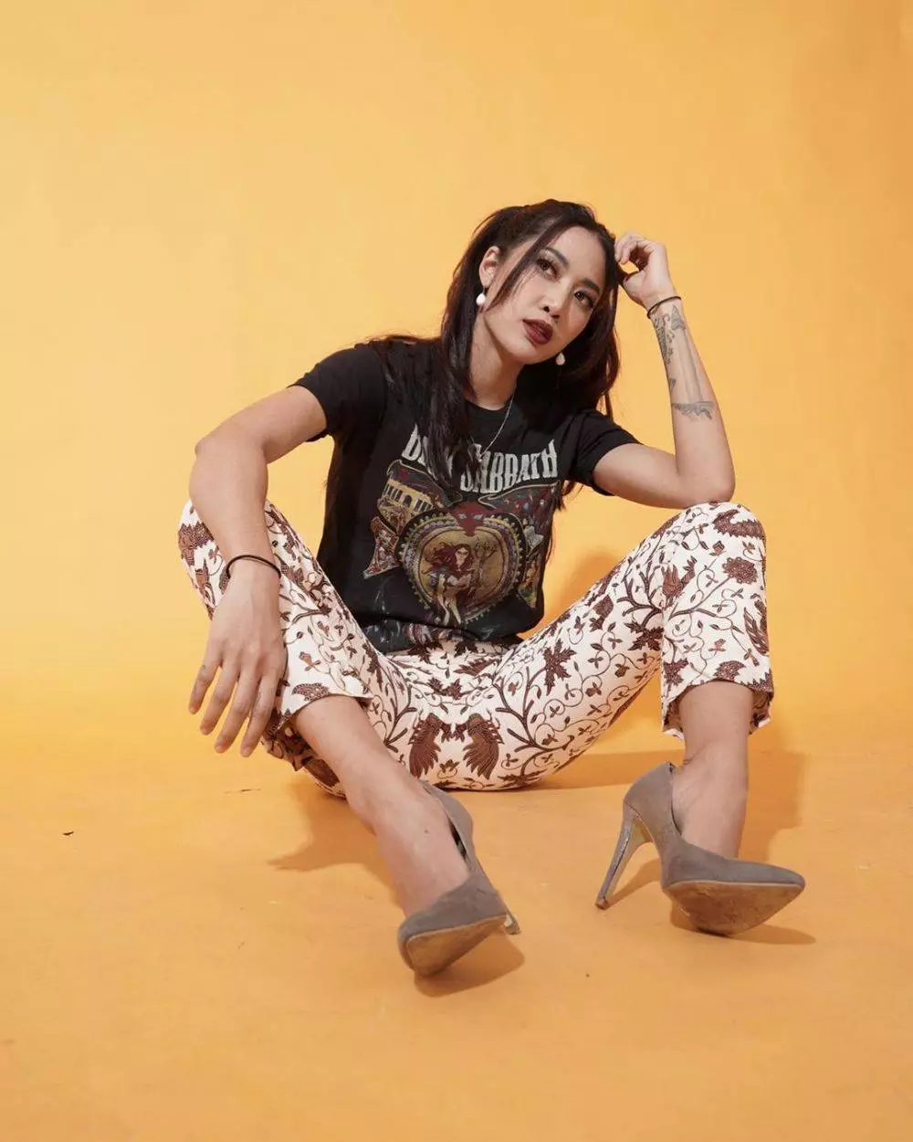 tato seleb cewek di tangan © berbagai sumber tato seleb cewek di tangan © berbagai sumber