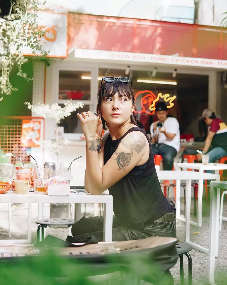 tato seleb cewek di tangan © berbagai sumber tato seleb cewek di tangan © berbagai sumber