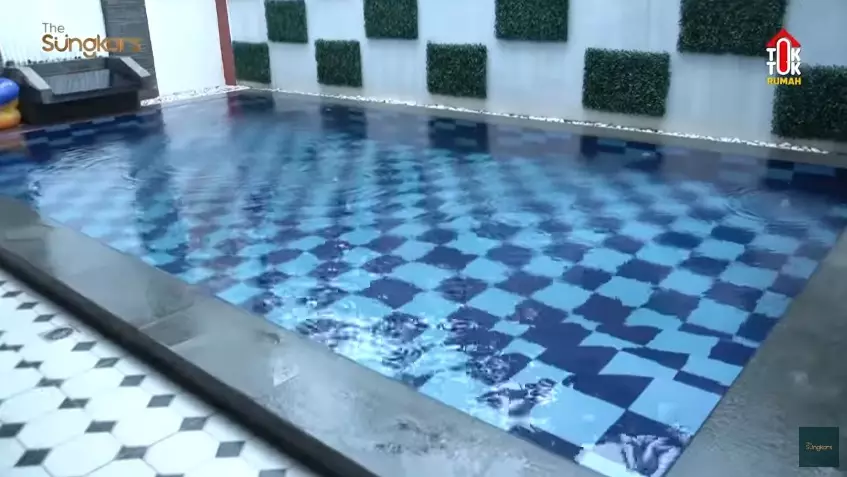 Potret rumah Nadzira Shafa © YouTube Potret rumah Nadzira Shafa © YouTube